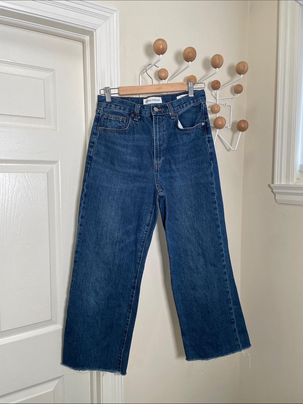 Aritzia - Denim Forum - Farrah Hi-Rise Wide Legged Denim Jeans - Blue - 28x24